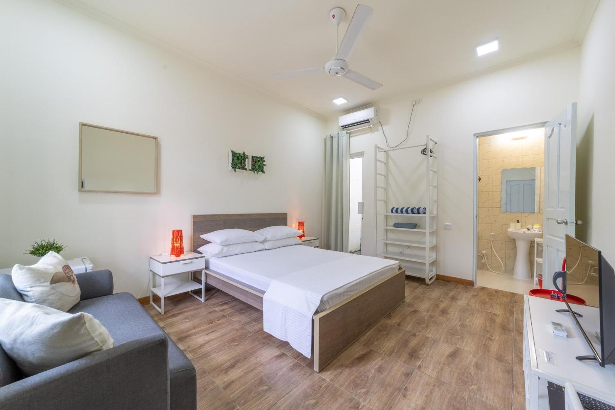 Three Hearts Guesthouse And Villas Фулхадху Номер фото